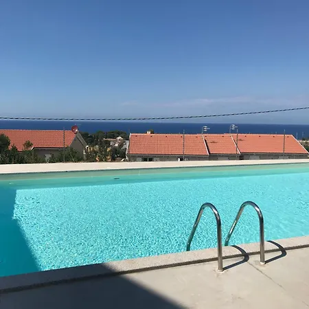 Dom wakacyjny Casa Vacanze Di Ale&gio Con Terrazzo Vista Mare *